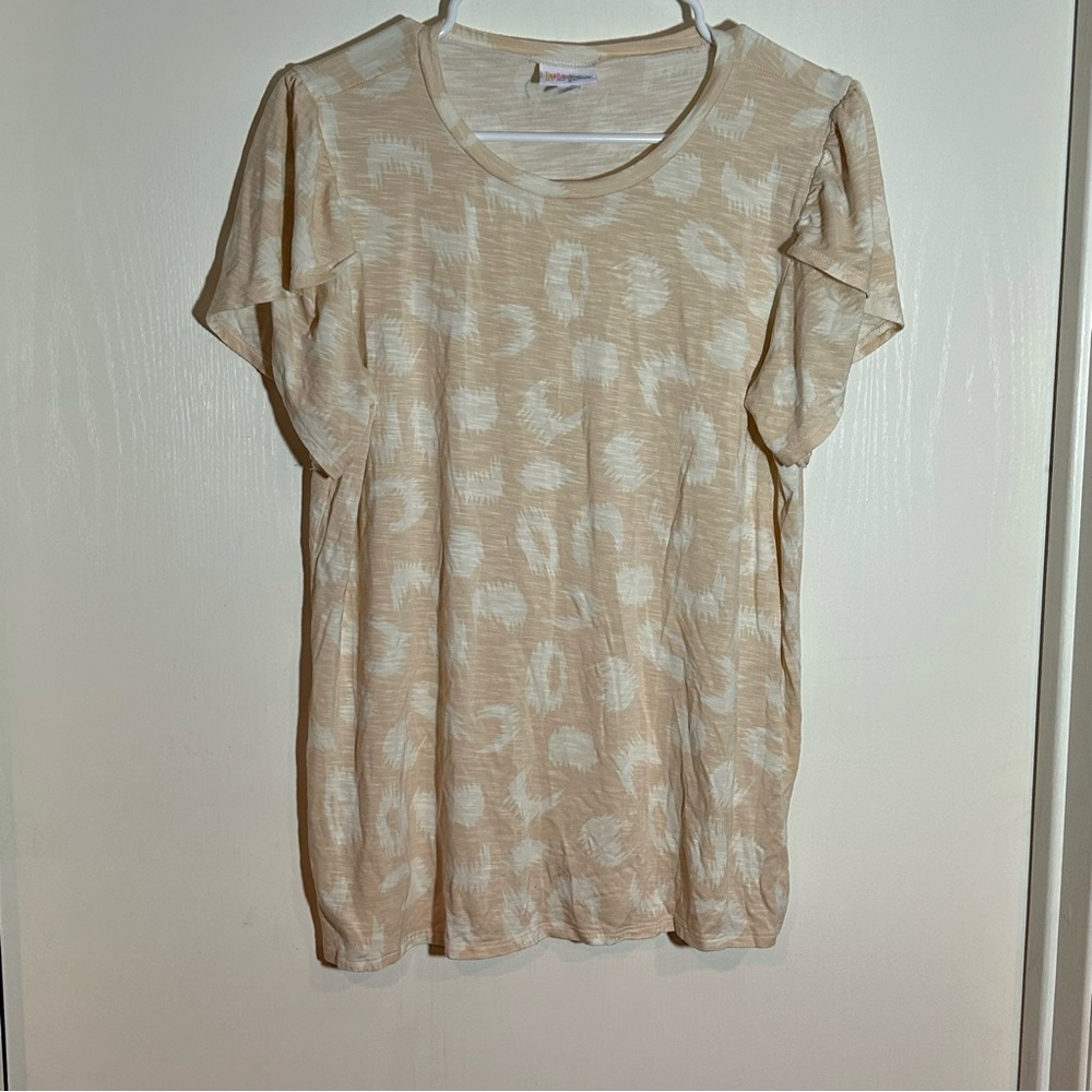 Lularoe short sleeve top medium‎